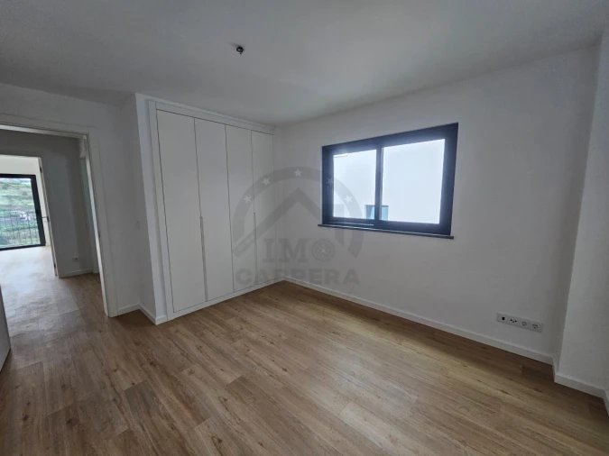 Moradia T3 para Venda em Camara de Lobos Foto 14