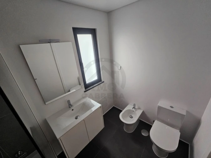 Moradia T3 para Venda em Camara de Lobos Foto 17