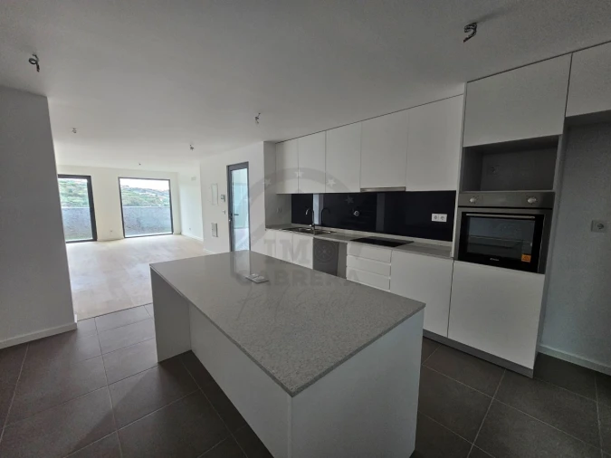 Moradia T3 para Venda em Camara de Lobos Foto 22