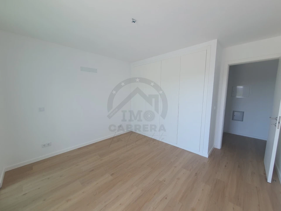 Moradia T3 para Venda em Camara de Lobos Foto 18