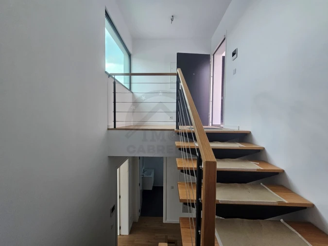 Moradia T3 para Venda em Camara de Lobos Foto 6