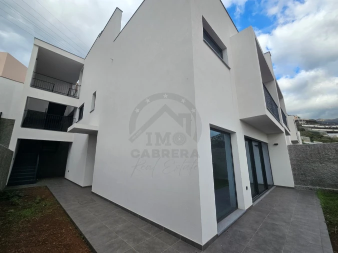 Moradia T3 para Venda em Camara de Lobos Foto 26