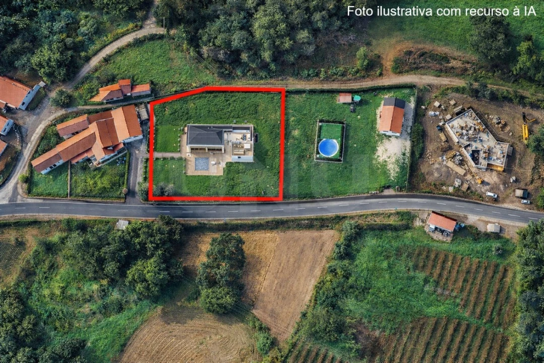 Terreno para Venda em Maxial e Monte Redondo Foto 1