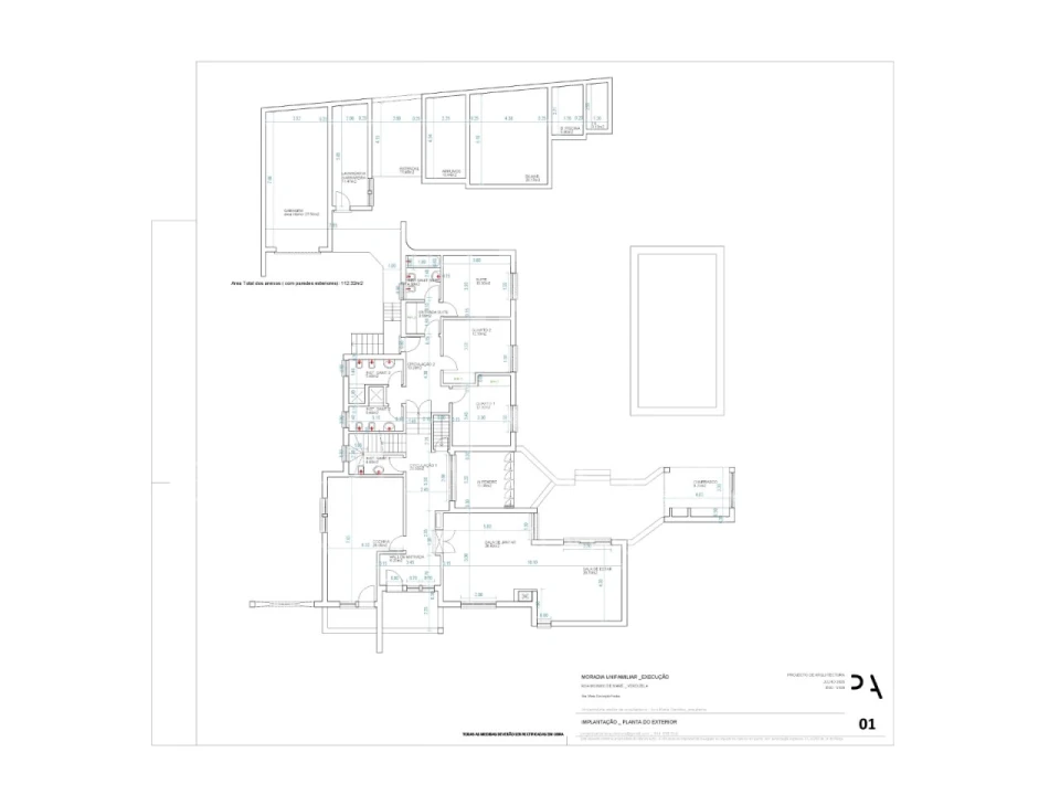 Moradia T4 para Venda em Corroios Foto 39