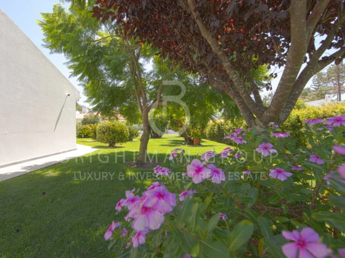 Moradia T4 para Venda em Corroios Foto 29