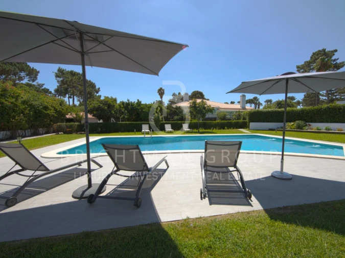 Moradia T4 para Venda em Corroios Foto 36