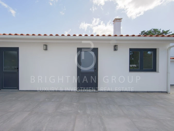 Moradia T4 para Venda em Corroios Foto 38