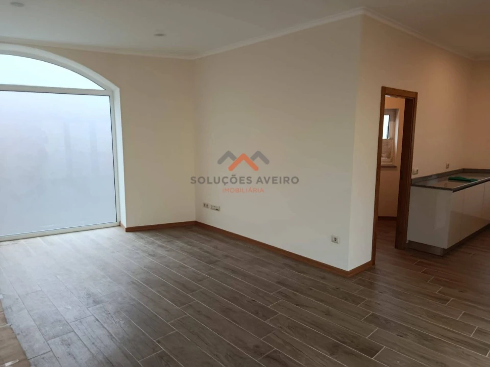 Moradia T3 para Venda em Travassô e Óis da Ribeira Foto 25