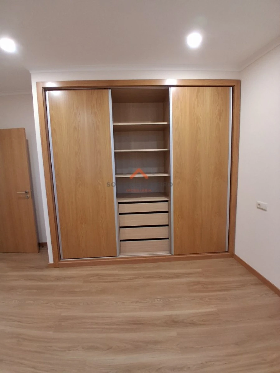 Moradia T3 para Venda em Travassô e Óis da Ribeira Foto 16