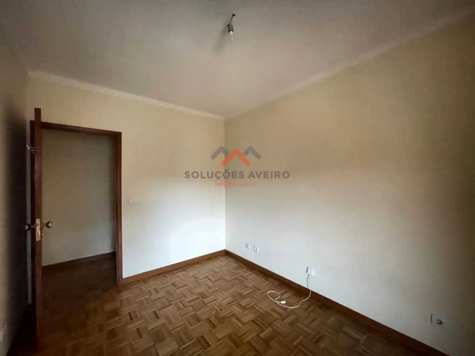 Apartamento T3 para Venda em Esgueira Foto 10