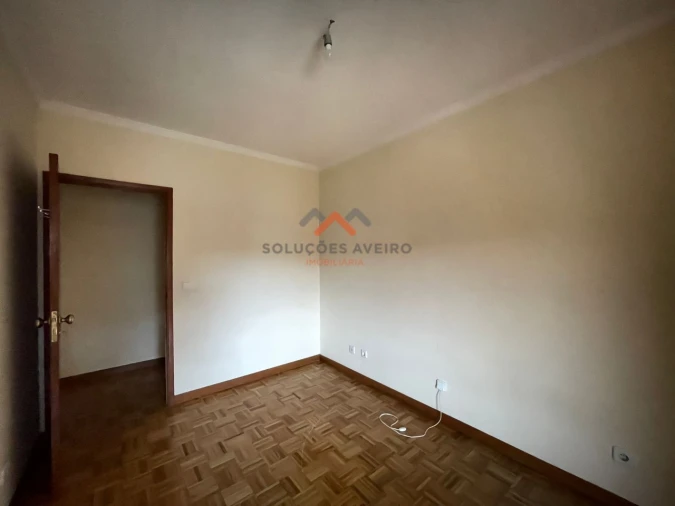 Apartamento T3 para Venda em Esgueira Foto 10