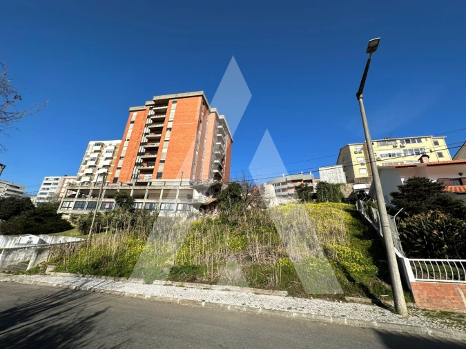 Terreno para Venda em Santo Antonio dos Olivais Foto 8