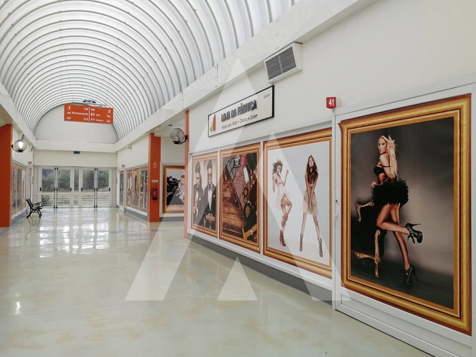 Loja para Arrendamento em Pombal Foto 2