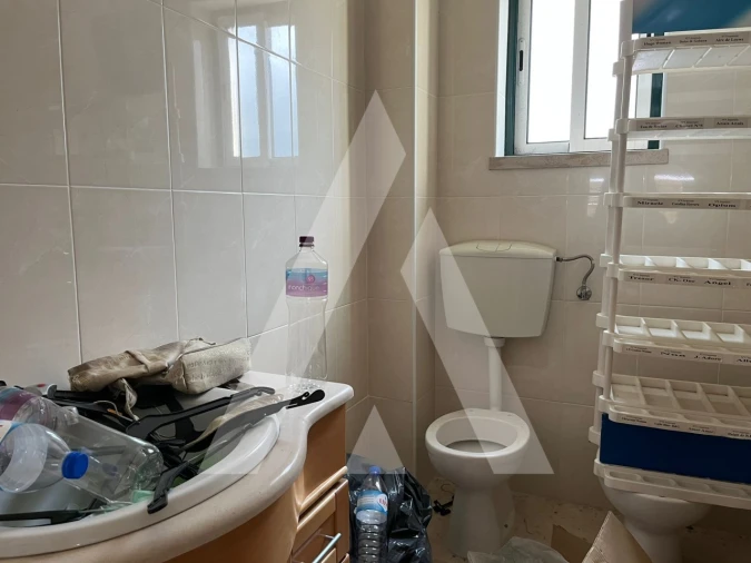 Loja para Venda em Mira de Aire Foto 13