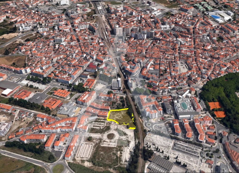 Terreno para Venda em Caldas da Rainha - Santo Onofre e Serra do Bouro Foto 2