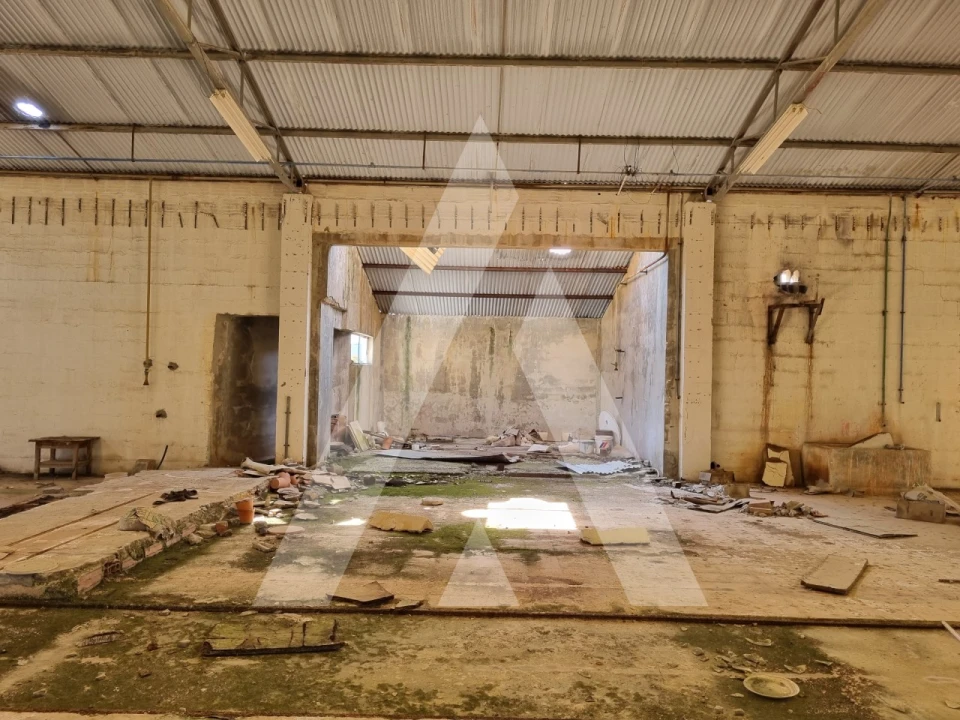 Armazém para Venda em Maceira Foto 17