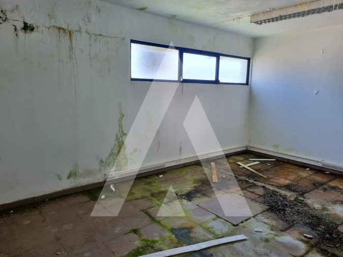 Armazém para Venda em Maceira Foto 6