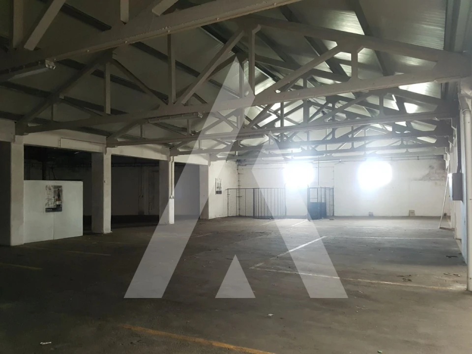 Negócio para Arrendamento em Sangalhos Foto 22