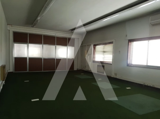 Negócio para Arrendamento em Sangalhos Foto 27