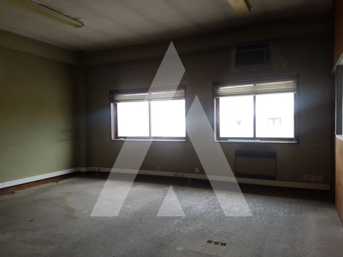 Negócio para Arrendamento em Sangalhos Foto 28