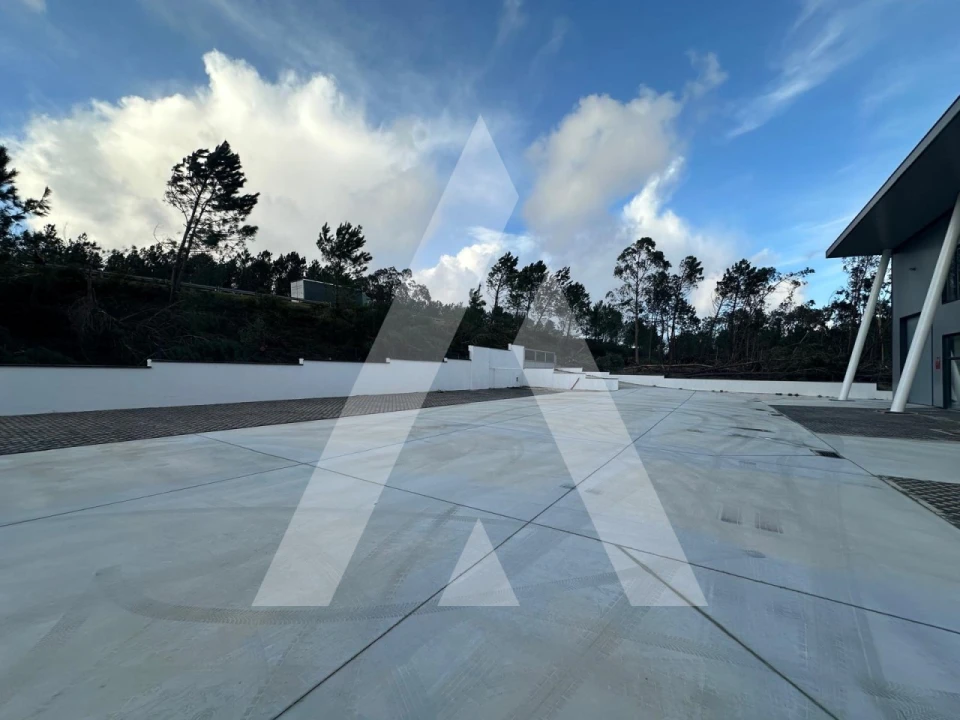 Armazém para Venda em Maceira Foto 3