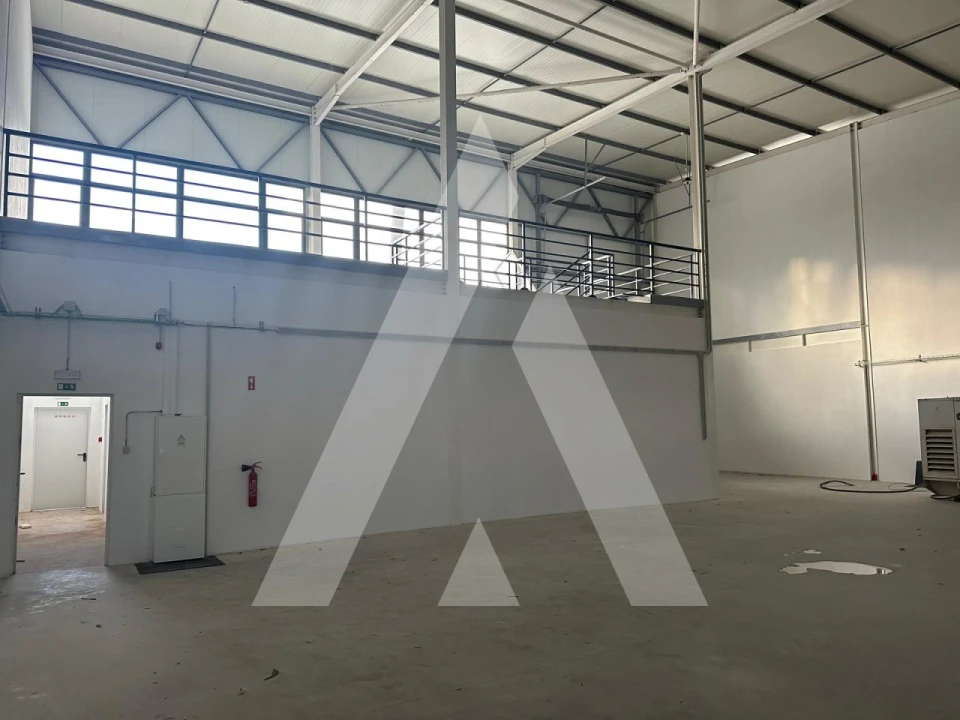 Armazém para Venda em Maceira Foto 38