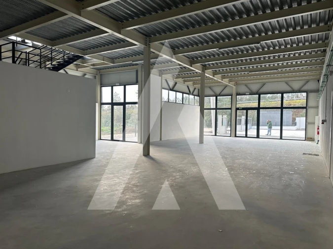 Armazém para Venda em Maceira Foto 4