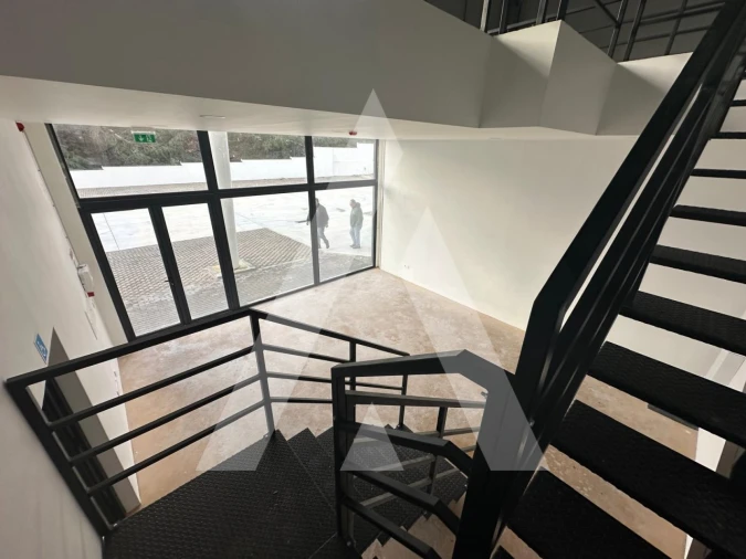 Armazém para Venda em Maceira Foto 20