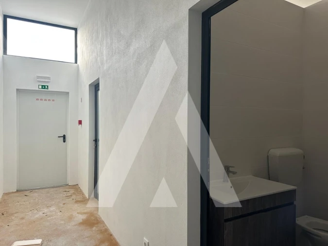 Armazém para Venda em Maceira Foto 39