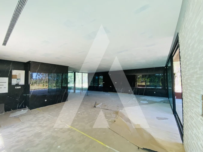 Moradia T5 para Venda em Pombal Foto 24