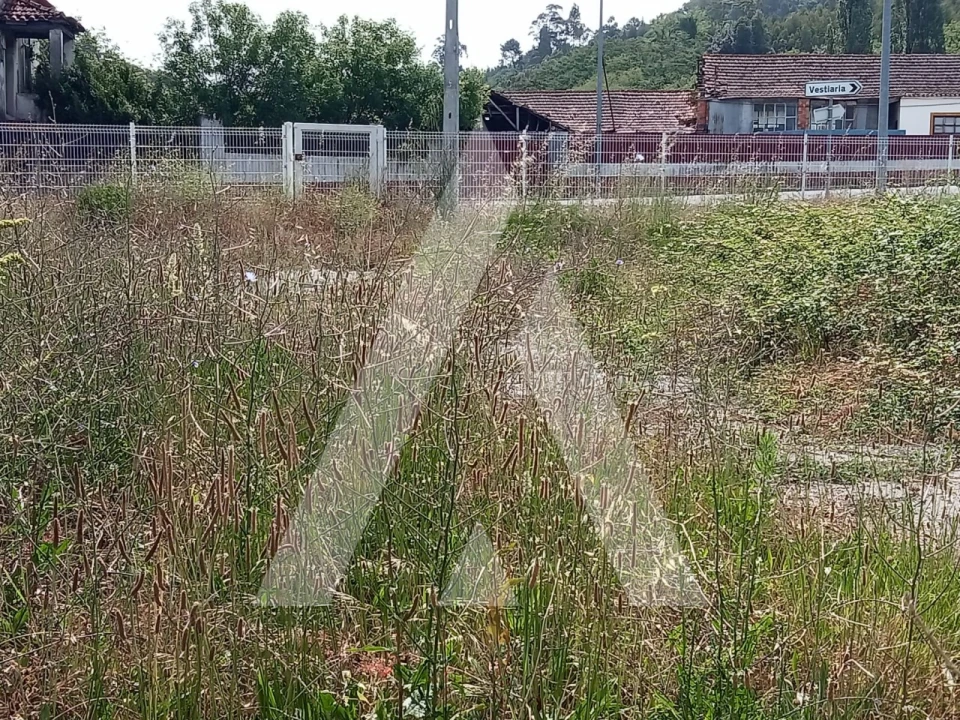 Moradia T3 para Venda em Maiorga Foto 16