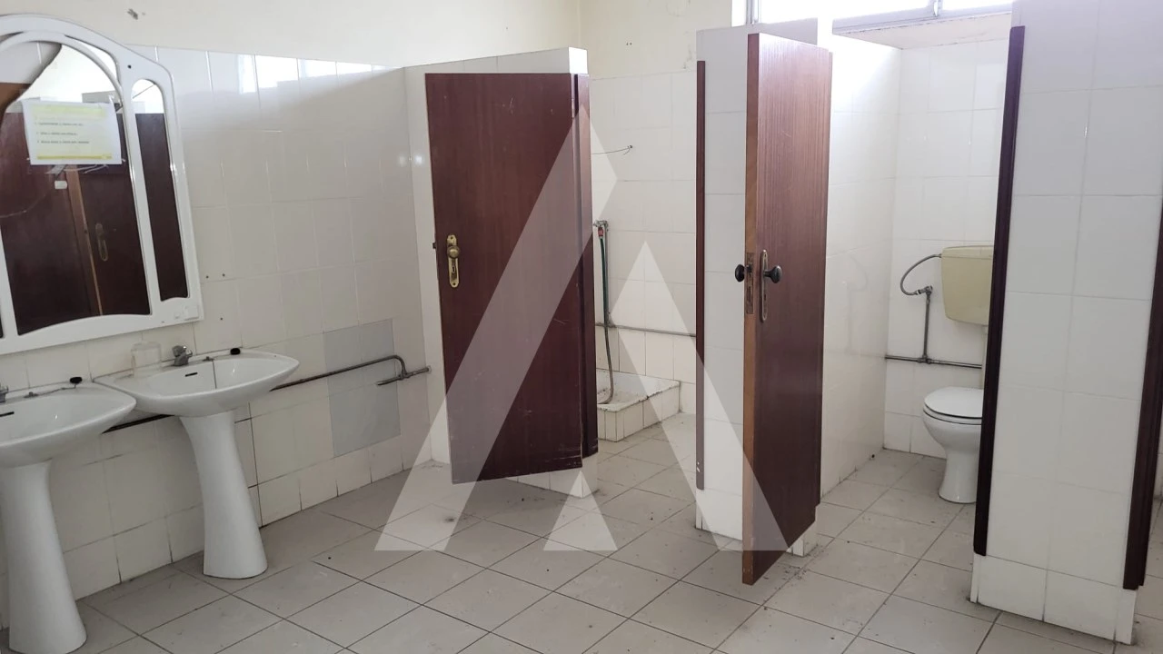 Loja para Arrendamento em Marinha Grande Foto 10