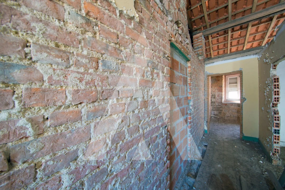 Prédio para Venda em Louriçal Foto 16