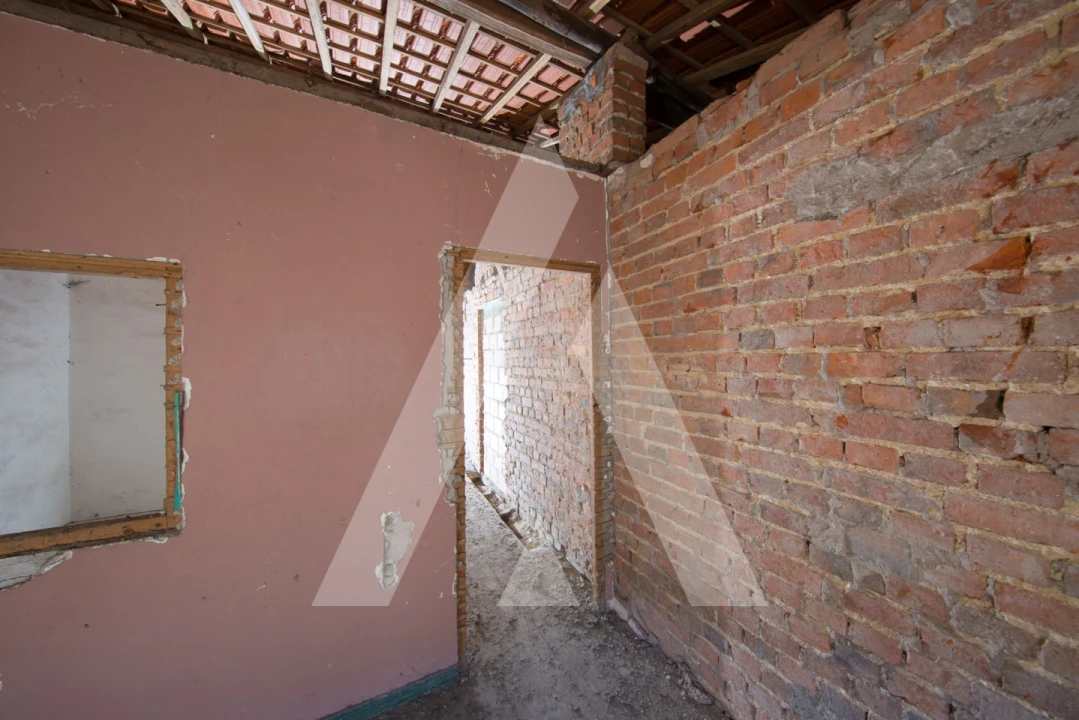 Prédio para Venda em Louriçal Foto 17