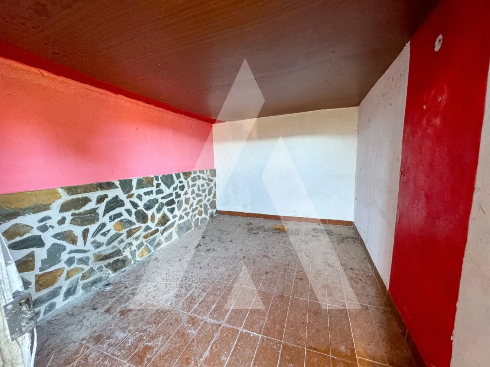 Moradia T3 para Venda em Almoster Foto 4