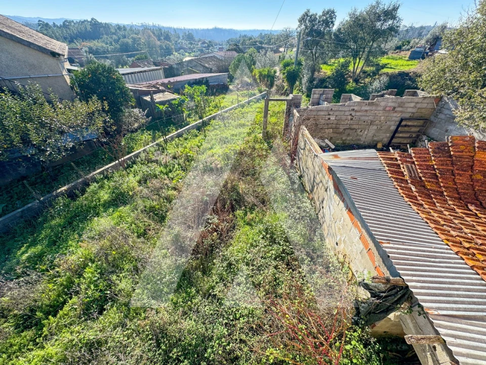 Moradia T3 para Venda em Almoster Foto 25