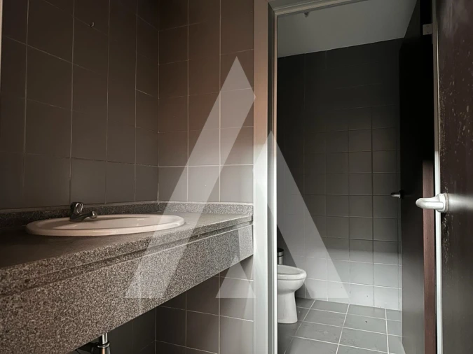 Escritório para Arrendamento em Torres Novas (Santa Maria, Salvador e Santiago) Foto 13