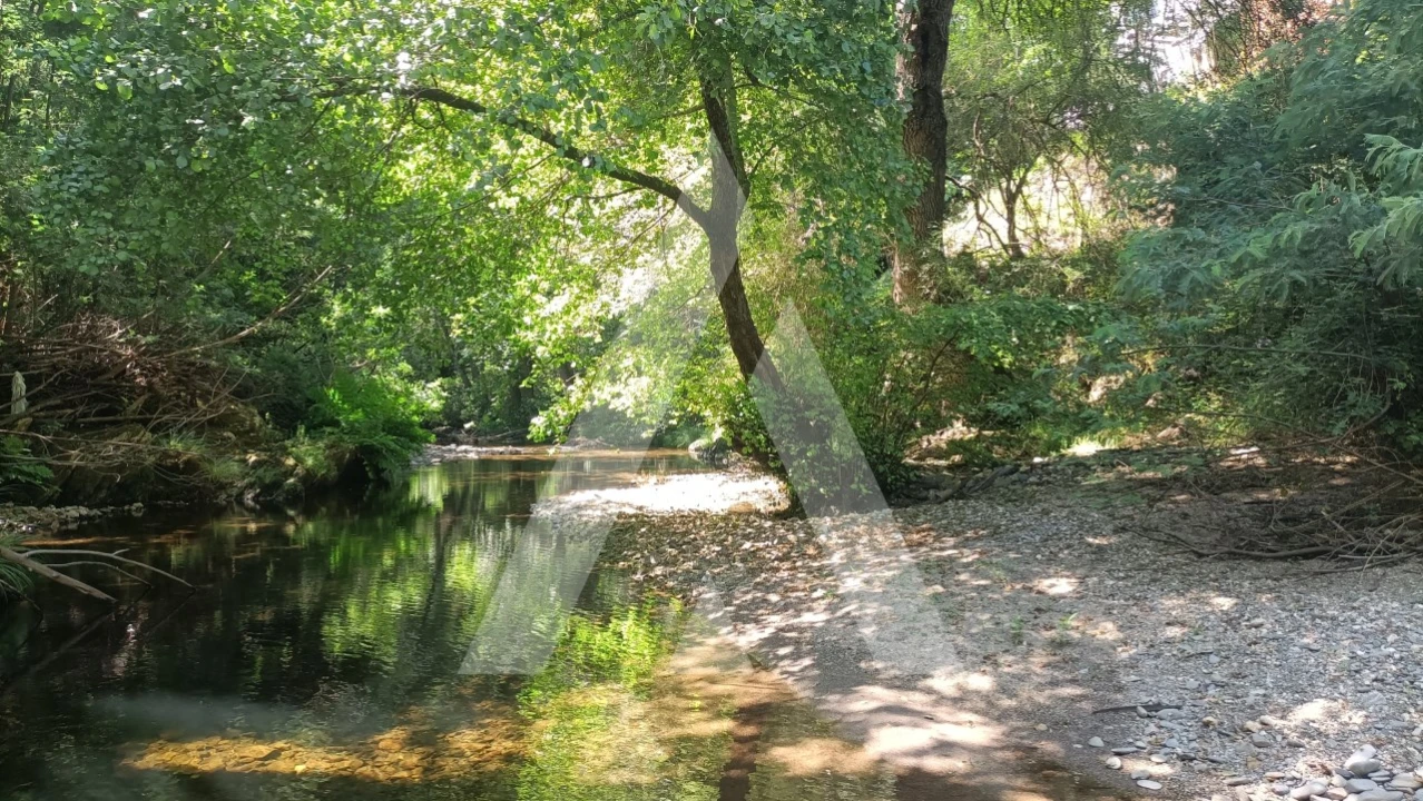 Moradia T3 para Venda em Aguda Foto 21