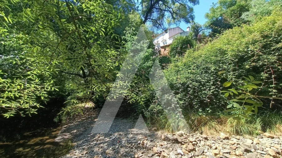 Moradia T3 para Venda em Aguda Foto 19