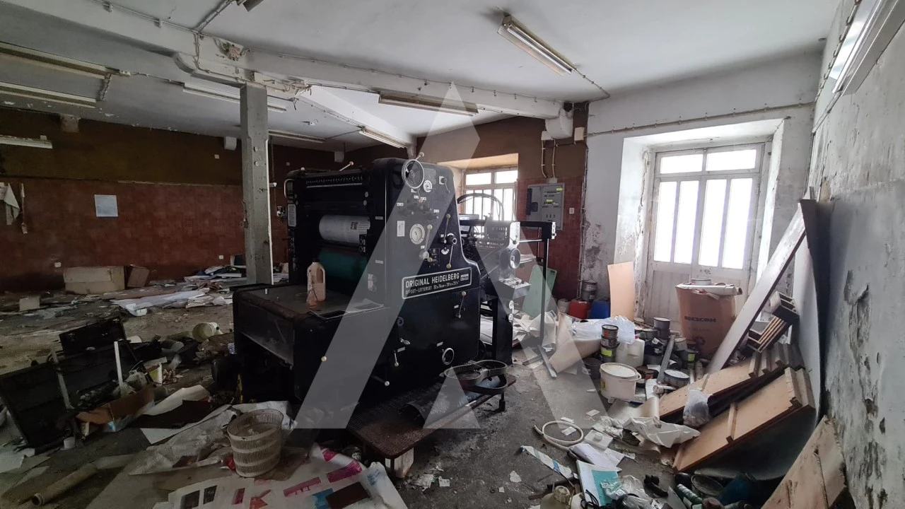 Prédio para Venda em Buarcos Foto 7