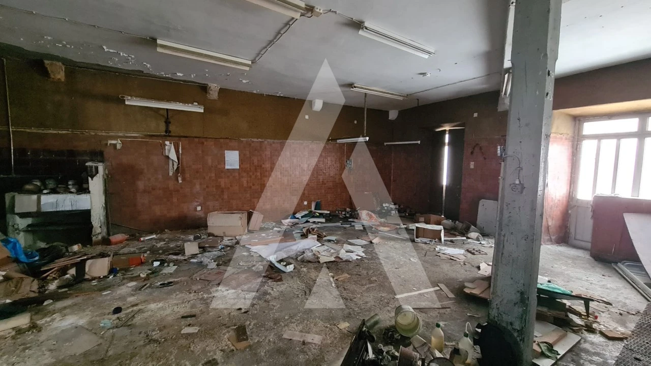 Prédio para Venda em Buarcos Foto 9