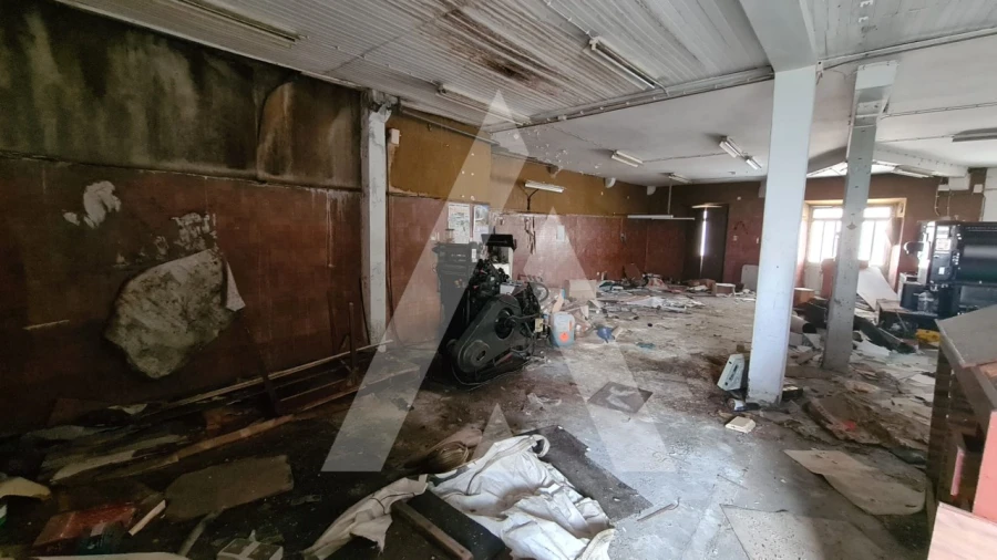 Prédio para Venda em Buarcos Foto 10