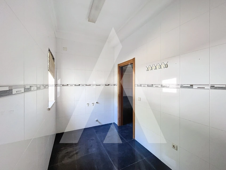 Moradia T4 para Venda em Pombal Foto 18