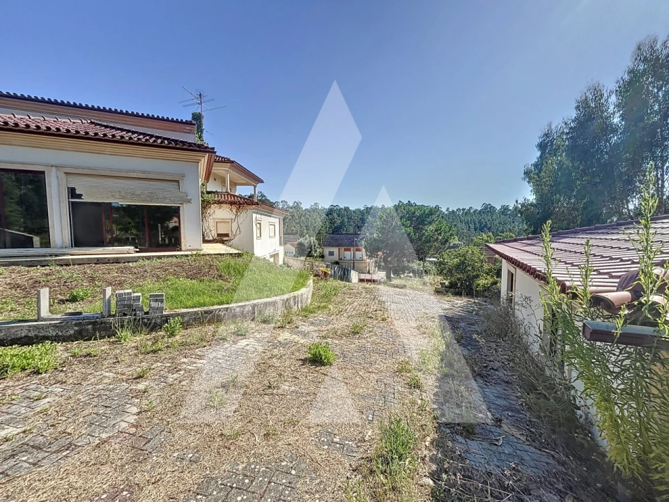 Moradia T4 para Venda em Pombal Foto 57