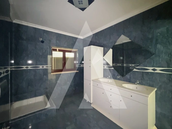 Moradia T4 para Venda em Pombal Foto 37