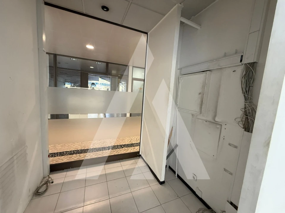 Loja para Arrendamento em Leiria, Pousos, Barreira e Cortes Foto 15