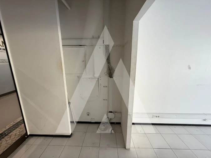 Loja para Arrendamento em Leiria, Pousos, Barreira e Cortes Foto 20