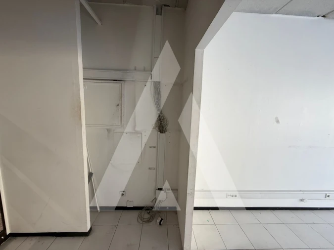 Loja para Arrendamento em Leiria, Pousos, Barreira e Cortes Foto 21