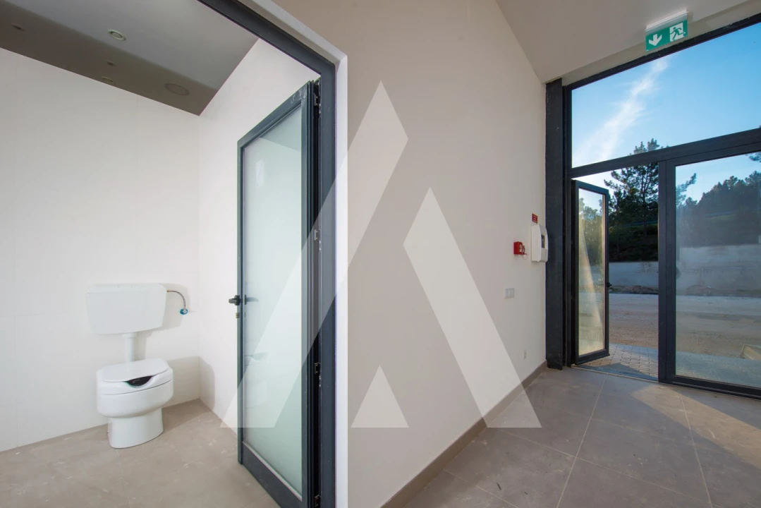 Armazém para Arrendamento em Maceira Foto 8