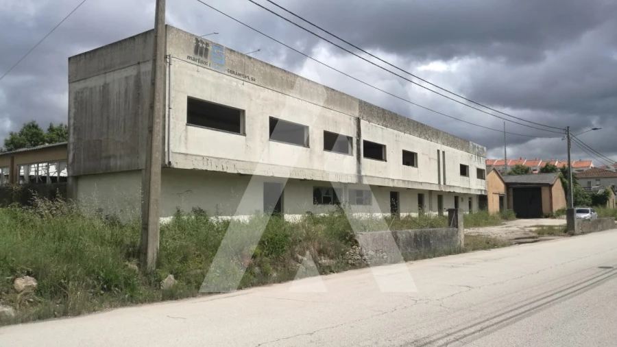 Armazém para Venda em Aljubarrota Foto 2